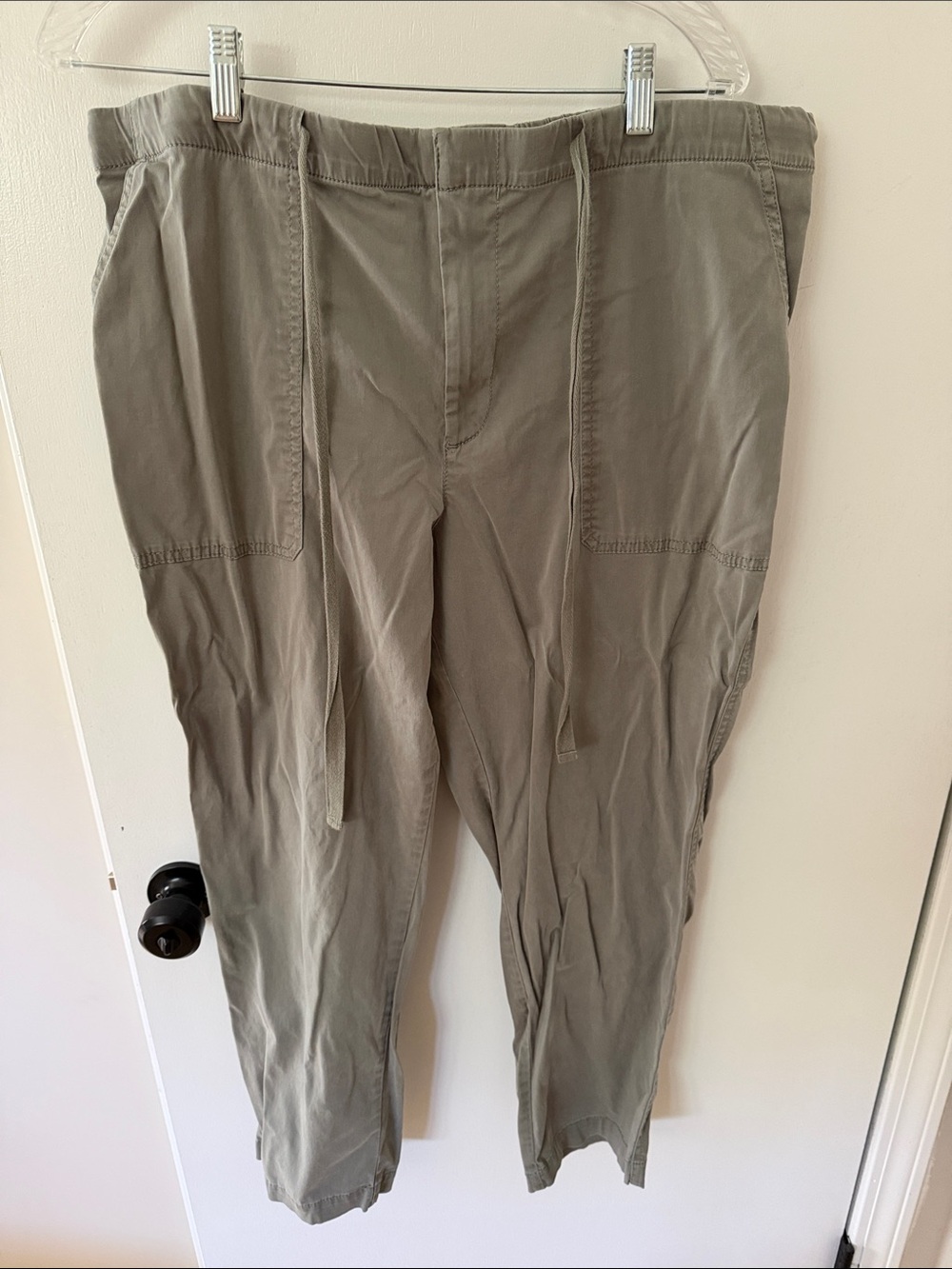 LOFT Grey Elastic Waist Cargo Pants